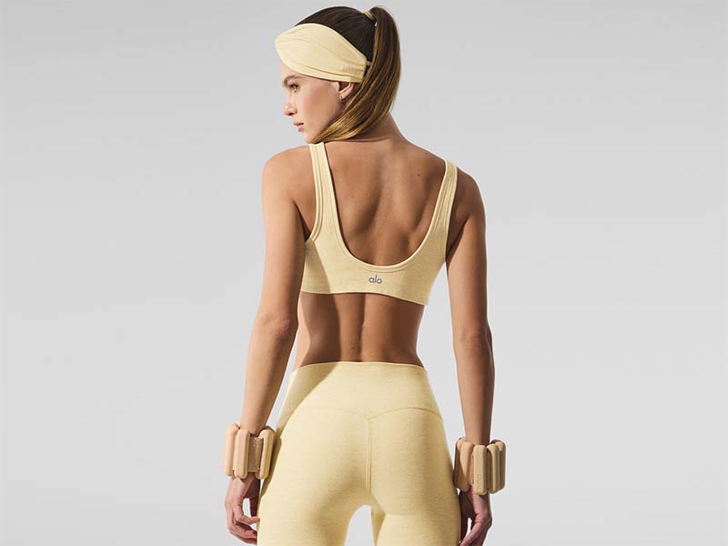 02-Key color french vanilla-Aloyoga-09