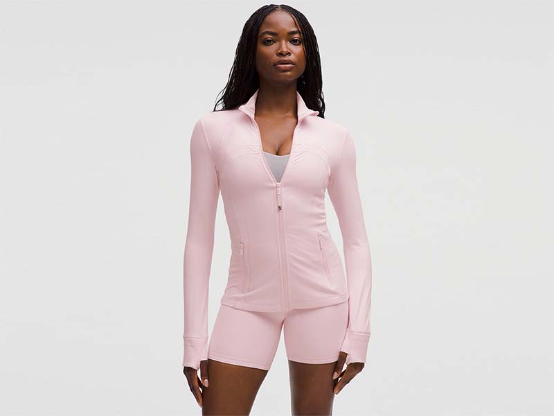 03-LululemonAthletica Key Features Gentle & Comfortable Style–01.jpeg
